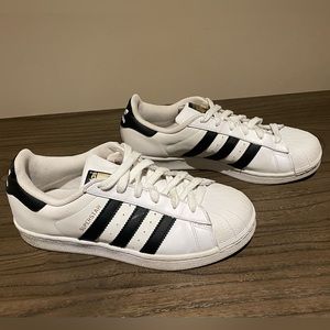 Adidas Superstar ⭐️ clamshell sneakers
